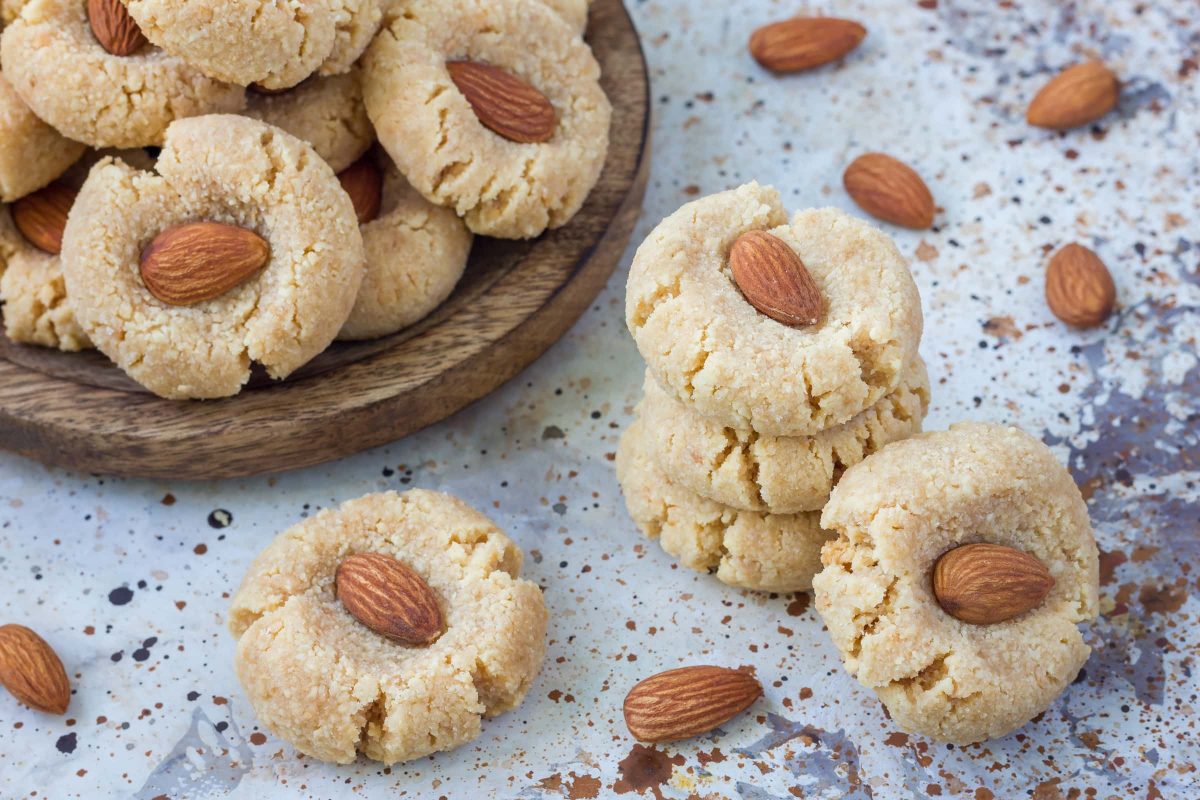 almond cookie recipe